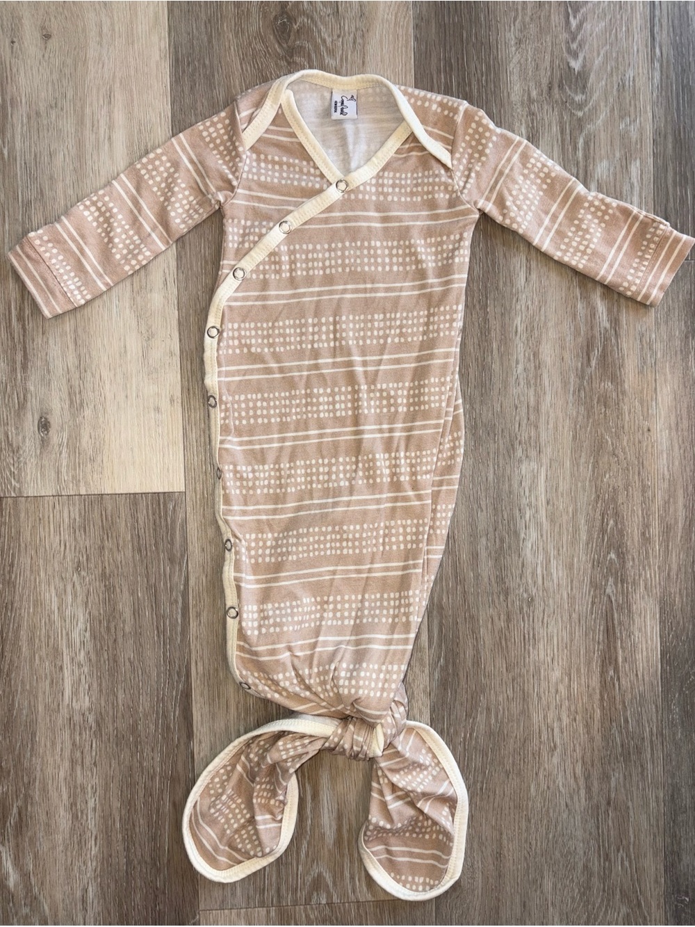 Copper Pearl Newborn Knotted Gown Beige & Cream Print